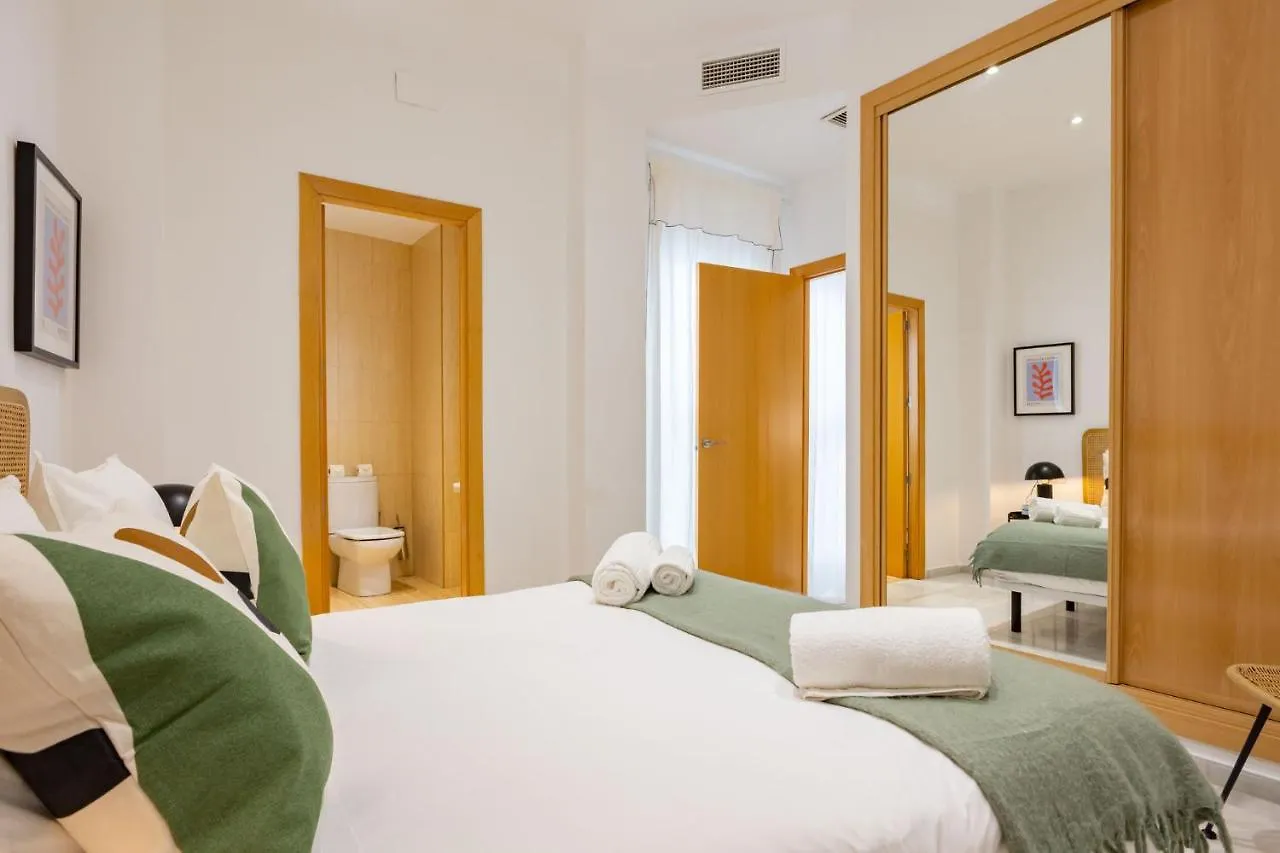 Terceros City Center Deluxe By Valcambre Sevilla 0*,